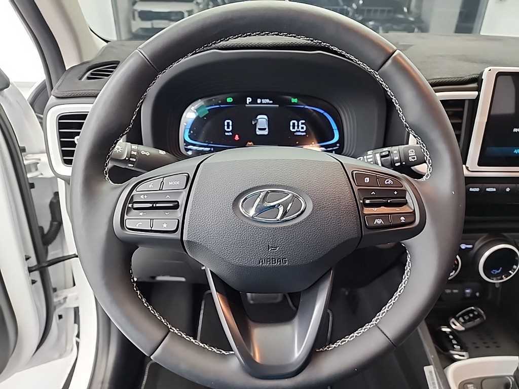 HYUNDAI Venue - Vista 9