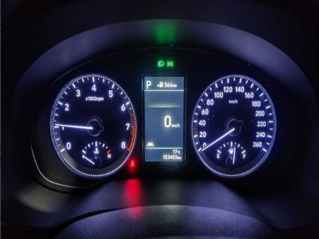 HYUNDAI Grandeur - Vista 4