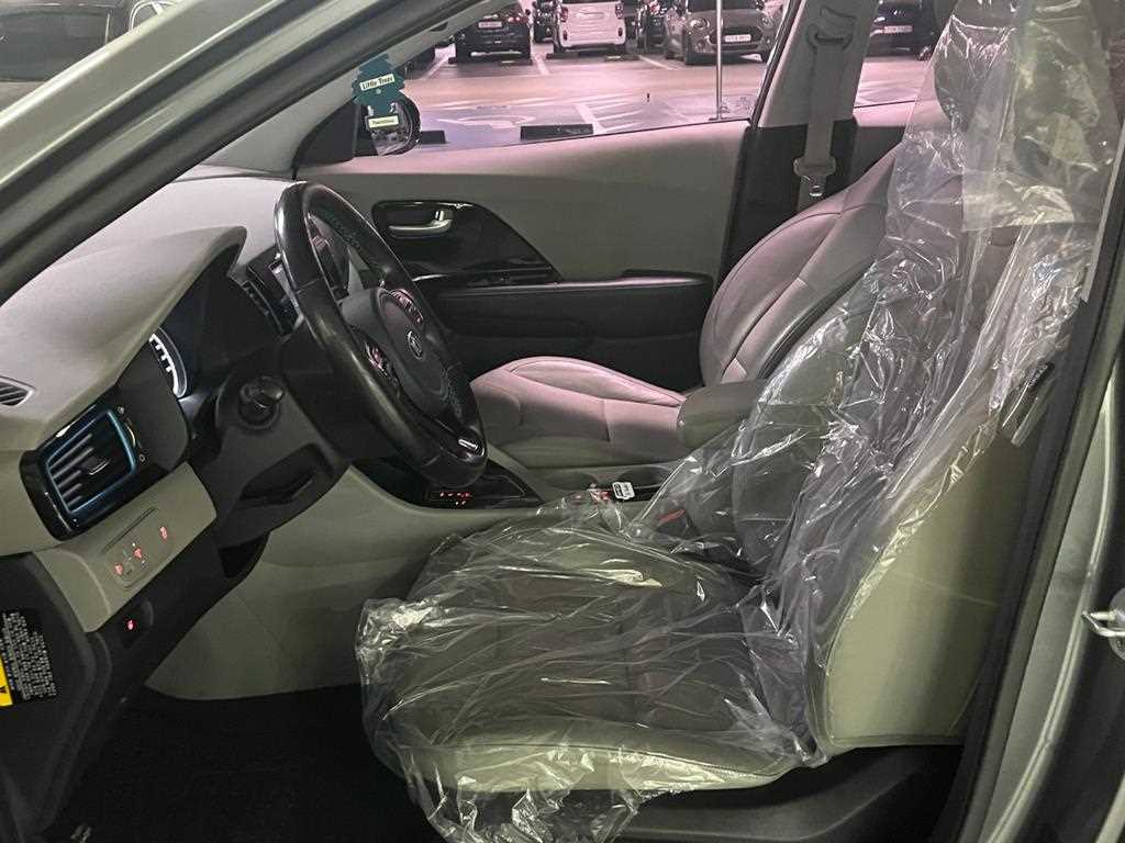 KIA Niro - Vista 12