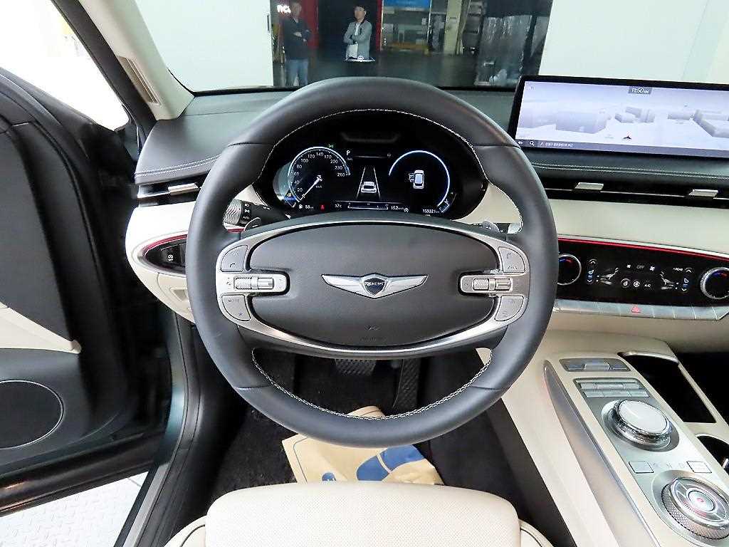 Genesis GV70 - Vista 9
