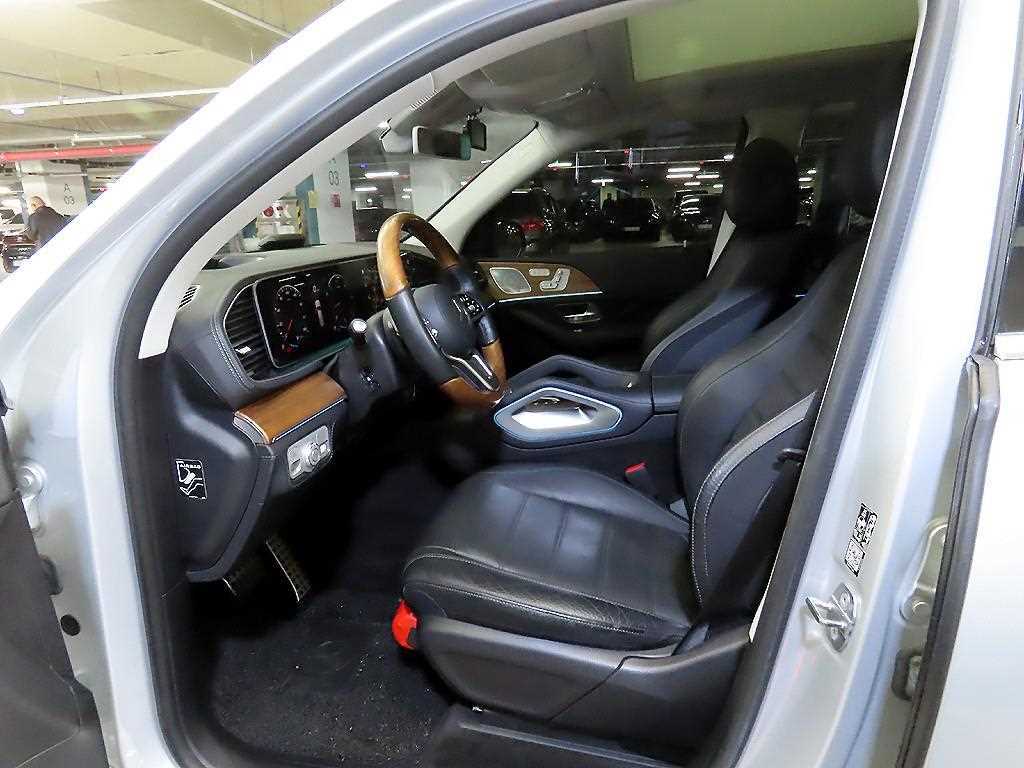 Mercedes Benz GLS Class - Vista 5