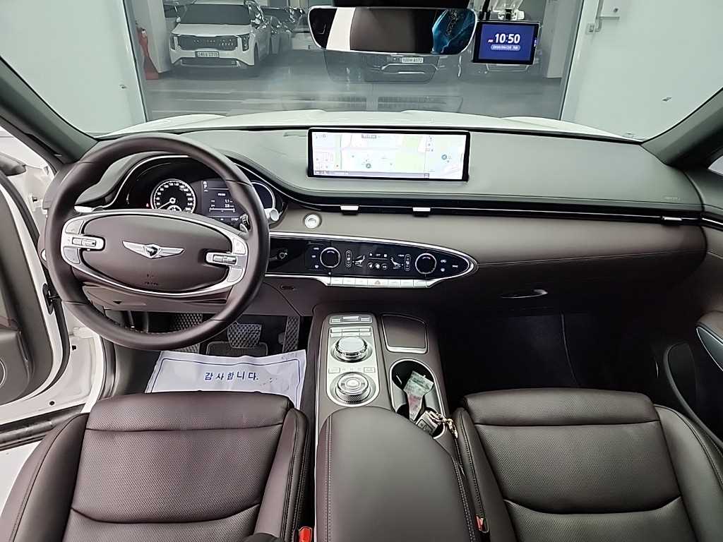 Genesis GV70 - Vista 7