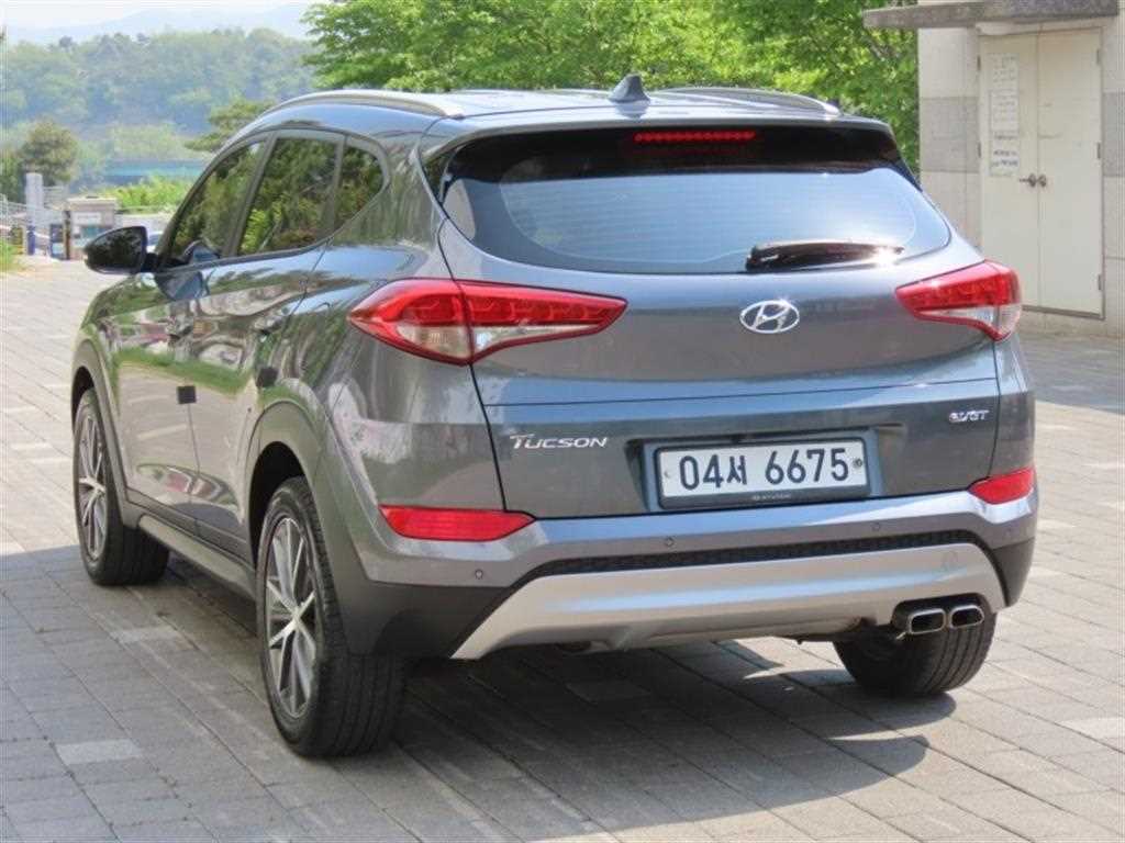 HYUNDAI Tucson - Vista 4