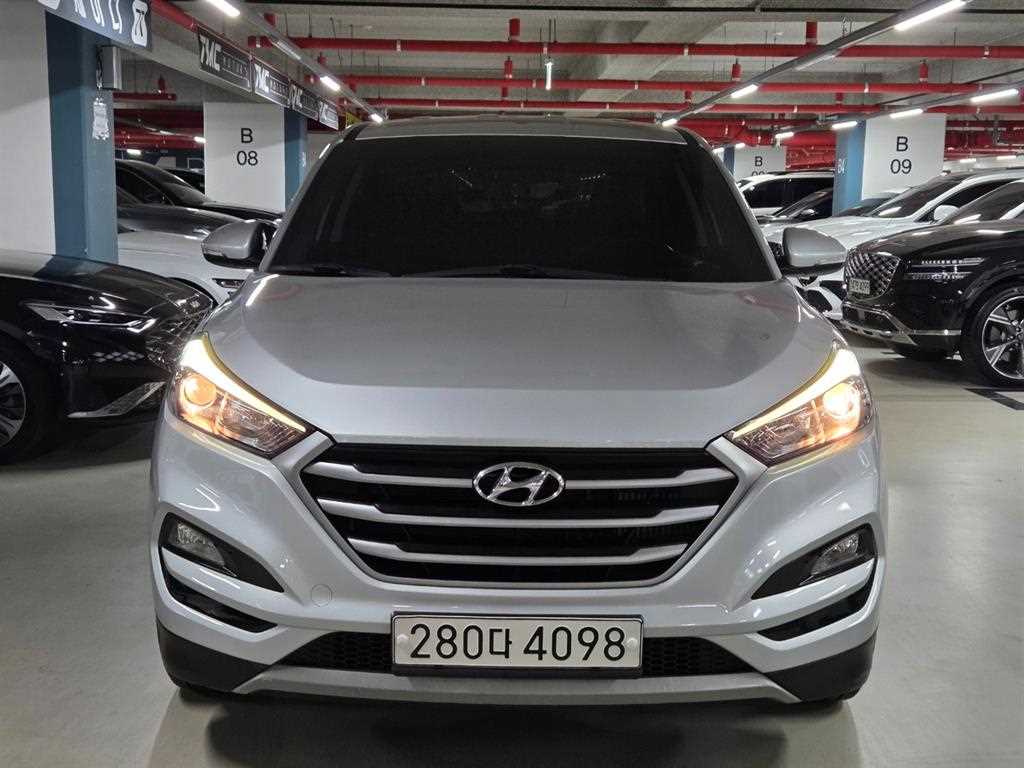 HYUNDAI Tucson - Vista 2
