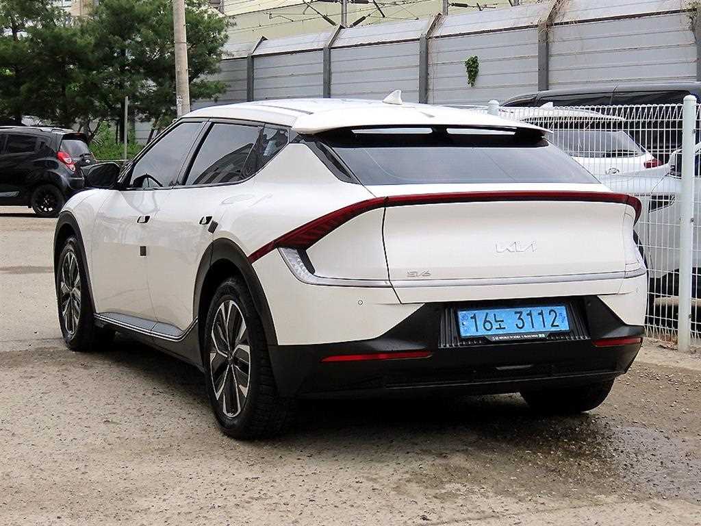 KIA EV6 - Vista 3