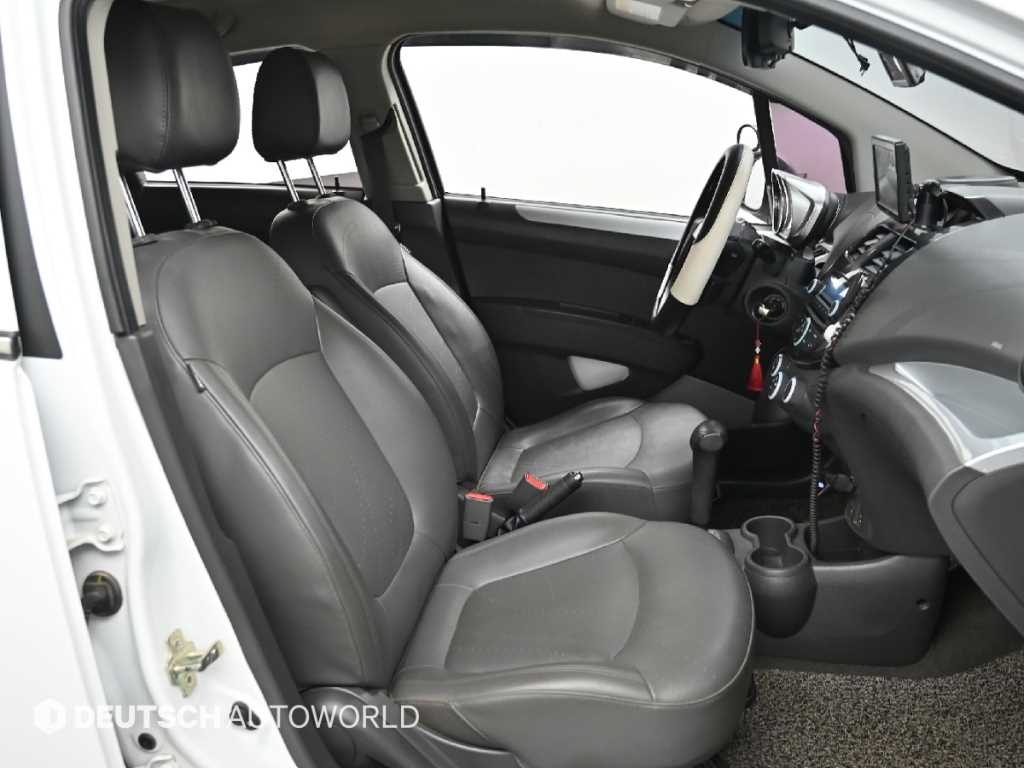 Chevrolet Spark - Vista 10