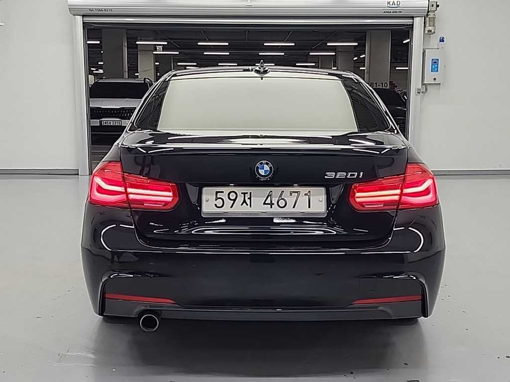 BMW 3 series - Vista 3