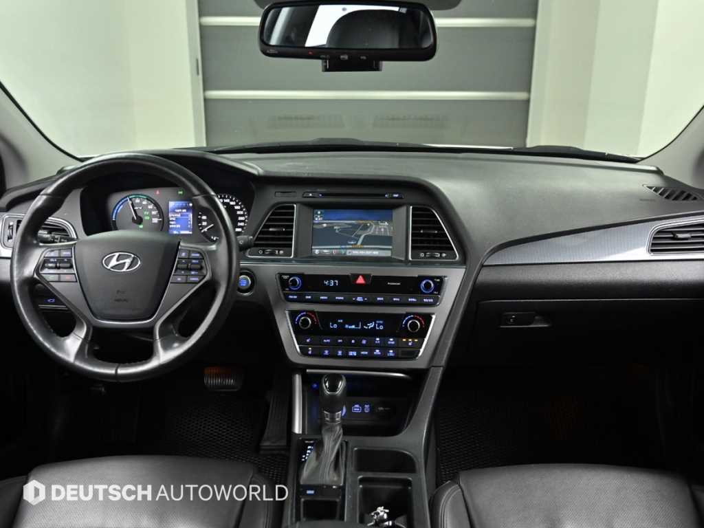 HYUNDAI Sonata - Vista 8