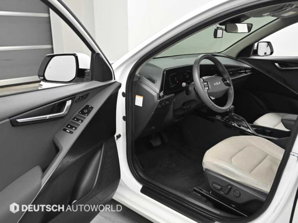 KIA Niro - Vista 11
