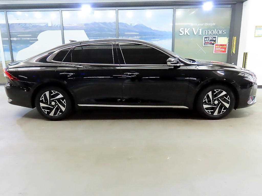 HYUNDAI Grandeur - Vista 3