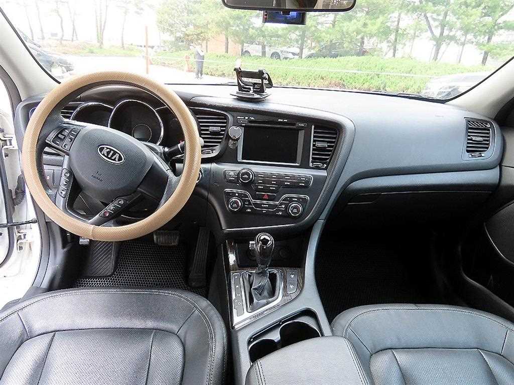 KIA K5 - Vista 7