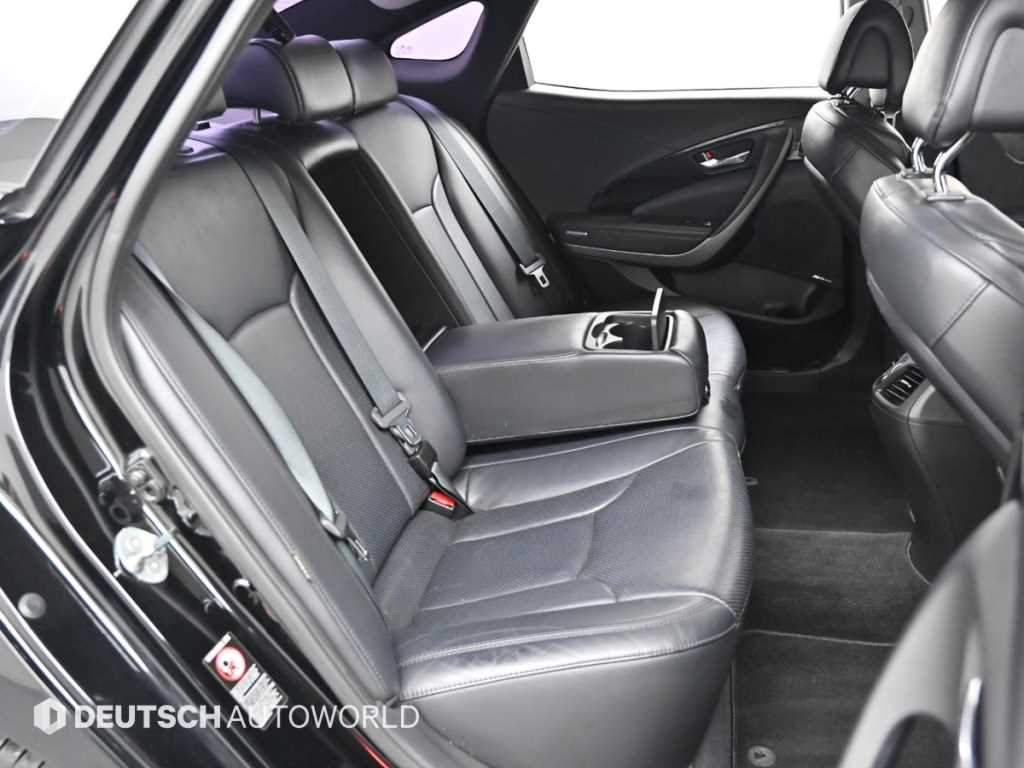 HYUNDAI Grandeur - Vista 12