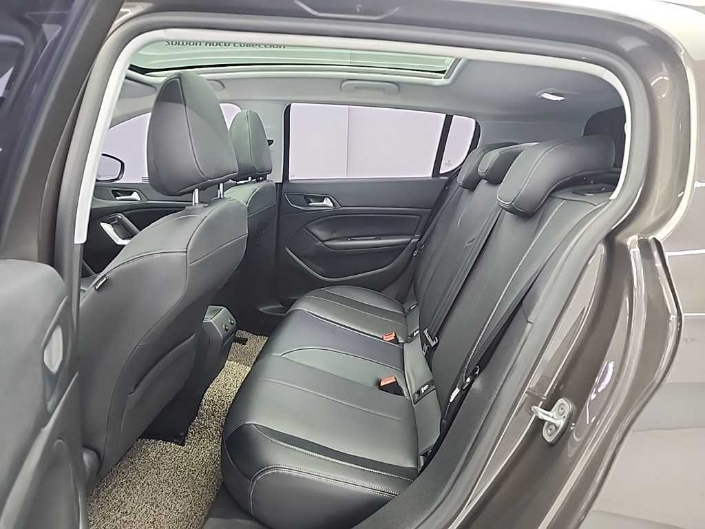 Peugeot 308 - Vista 12
