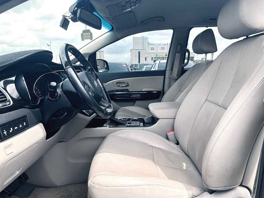 KIA Carnival 2019 Gris - Importación desde Corea - HF Imports Iquique - Foto 13