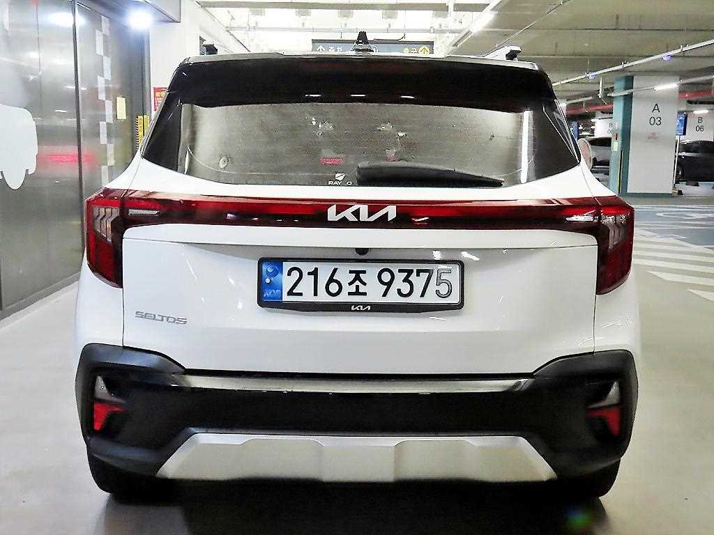 KIA Seltos - Vista 5