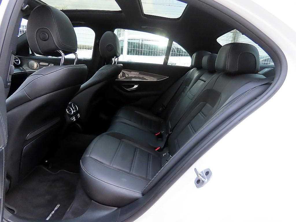 Mercedes Benz E class - Vista 6