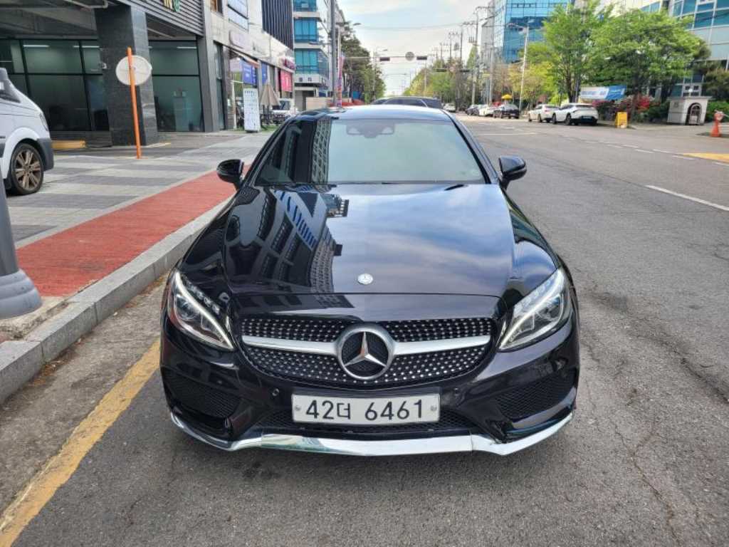 Mercedes Benz C Class 2017 Negro - Importación desde Corea - HF Imports Iquique - Foto 1