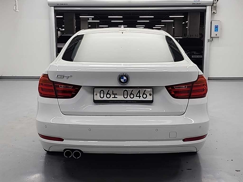BMW Gran Turismo - Vista 3