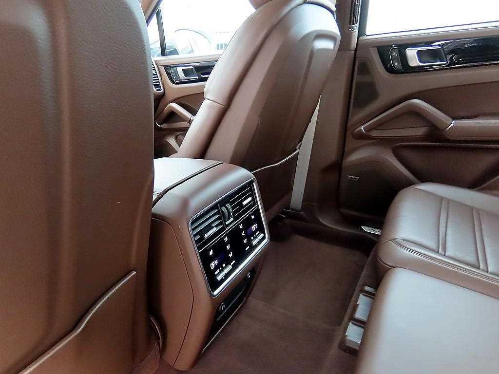 Porsche Cayenne 2022 Gris - Importación desde Corea - HF Imports Iquique - Foto 14