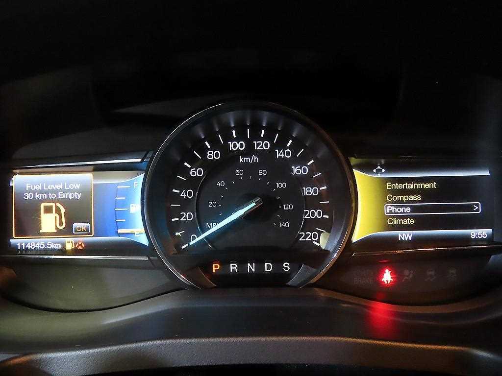 Ford Explorer - Vista 9