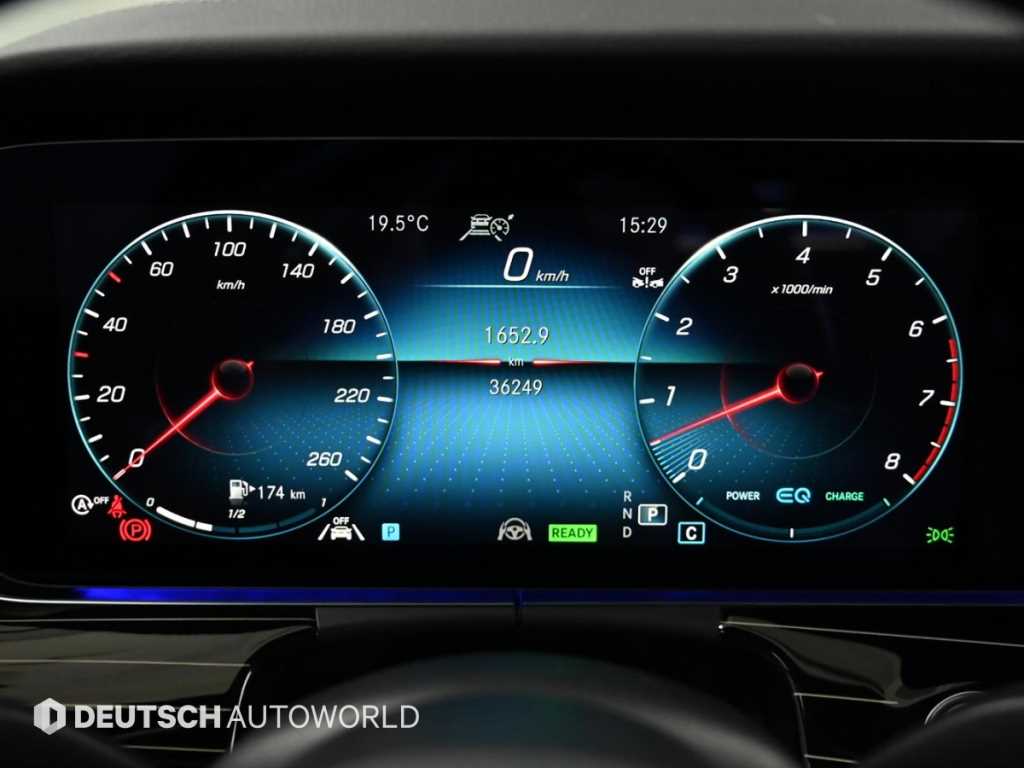 Mercedes Benz CLS Class - Vista 8