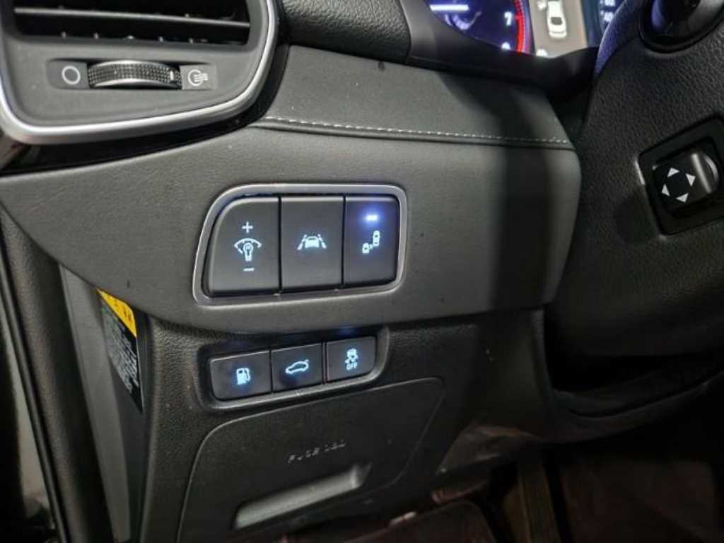 HYUNDAI Grandeur - Vista 7