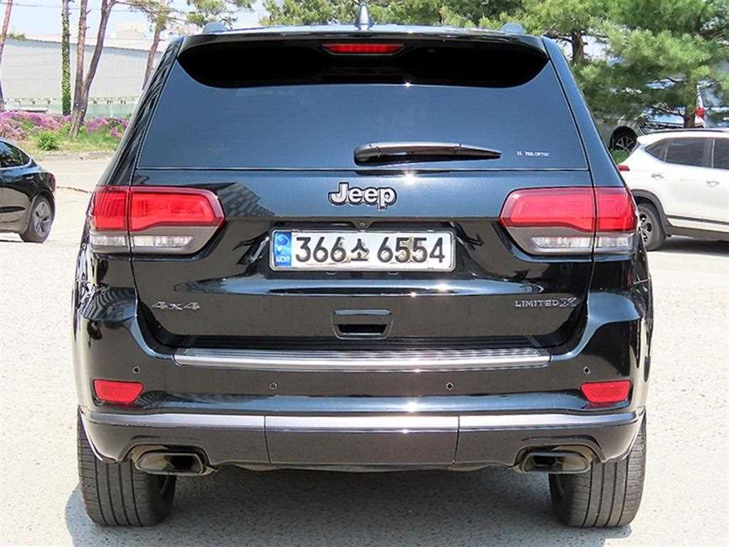 Jeep Cherokee - Vista 4