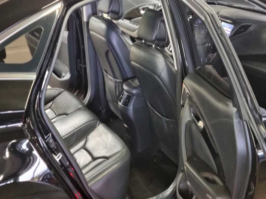 HYUNDAI Grandeur - Vista 9