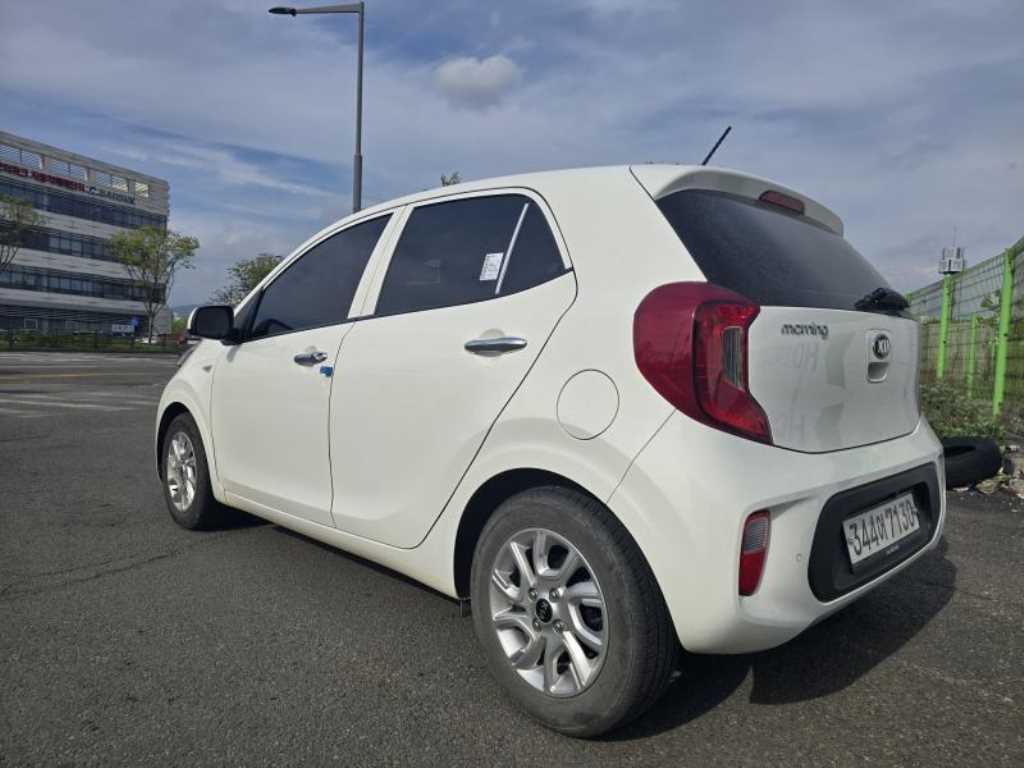 KIA Morning - Vista 5