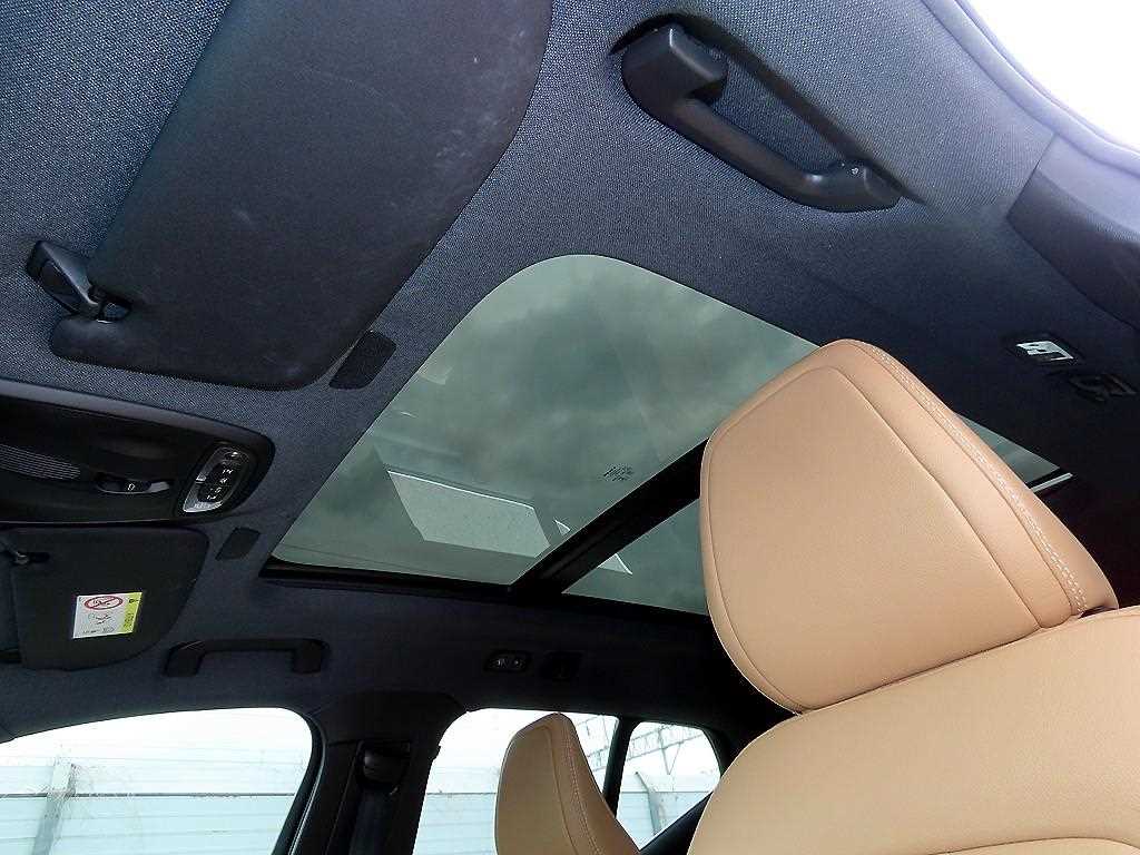 Volvo XC40 2021 Blanco - Importación desde Corea - HF Imports Iquique - Foto 16