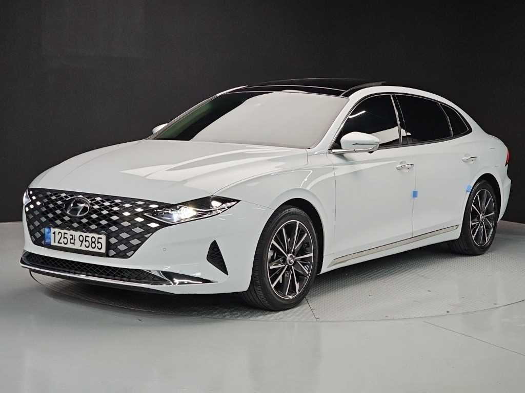 HYUNDAI Grandeur - Vista 2