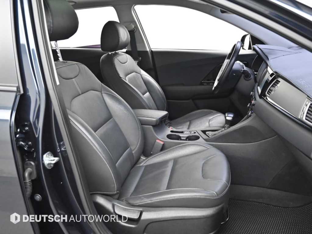 KIA Niro - Vista 10