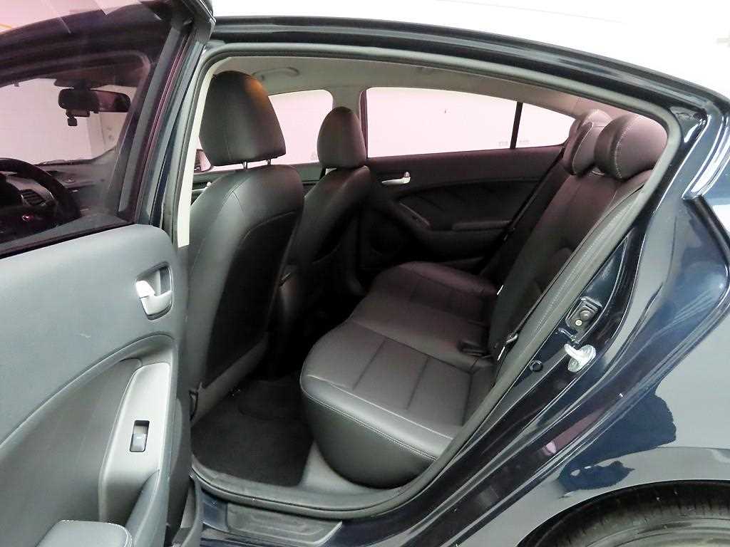 KIA K3 2017 Azul - Importación desde Corea - HF Imports Iquique - Foto 14