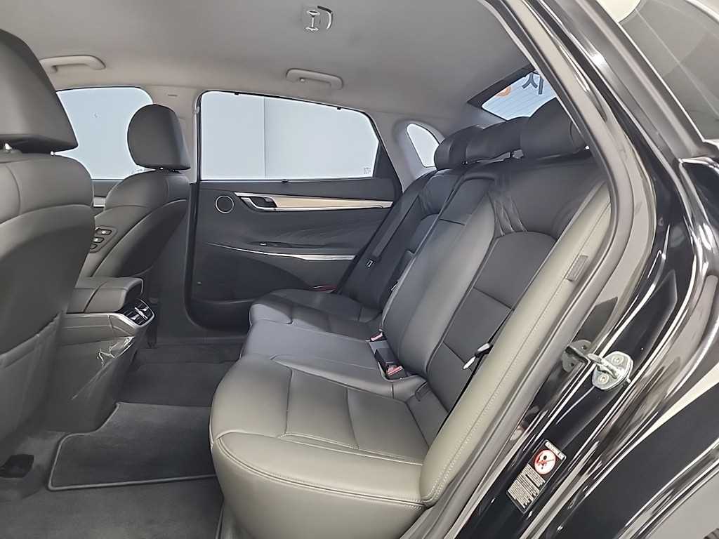 HYUNDAI Grandeur - Vista 12