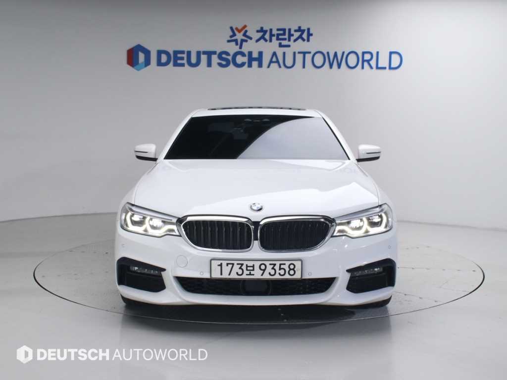 BMW 5 Series - Vista 3