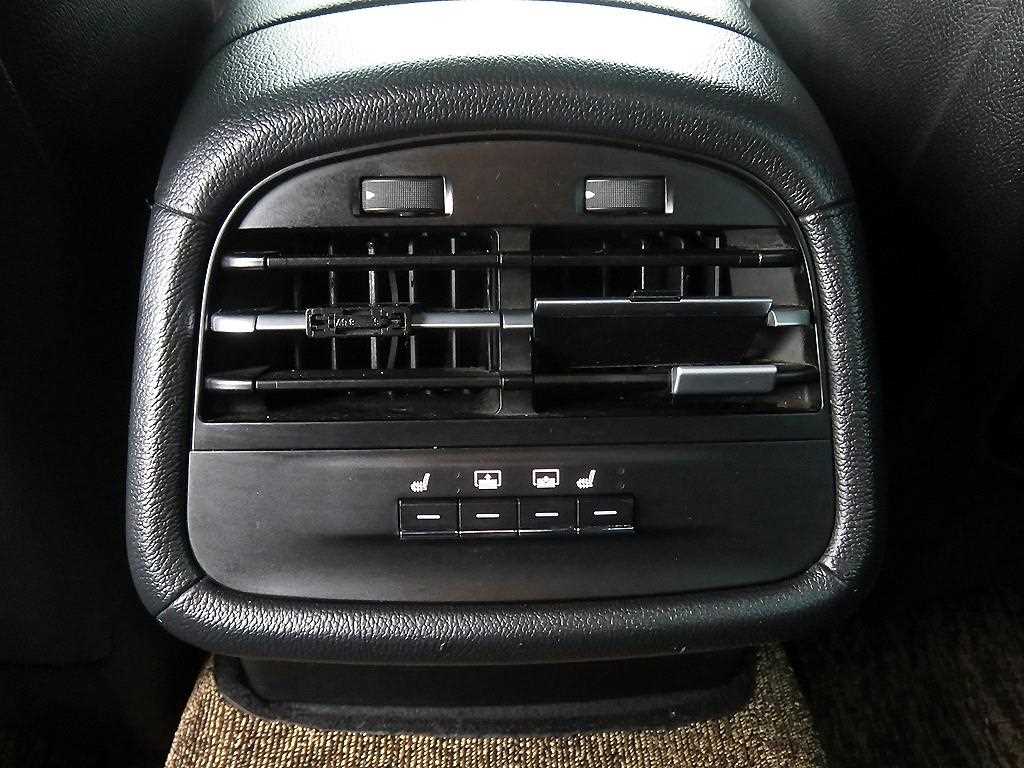 Maserati Ghibli - Vista 9