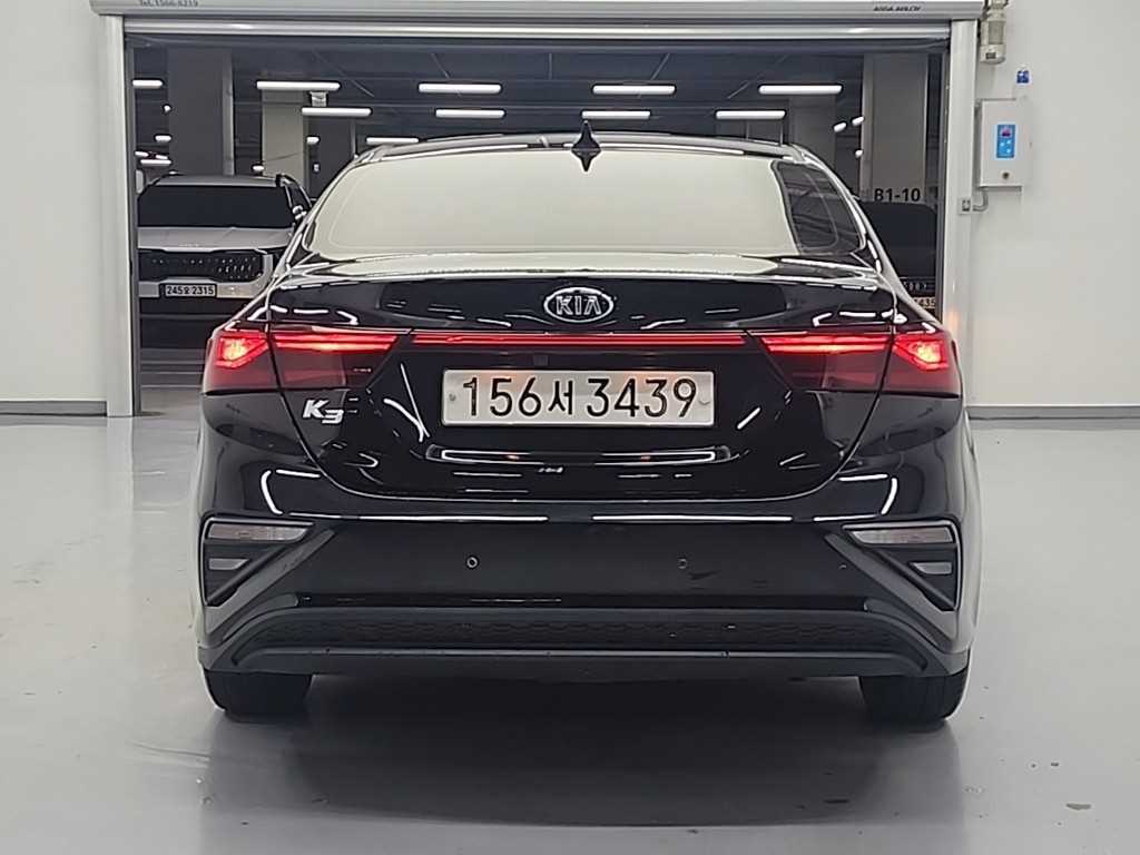 KIA K3 - Vista 3