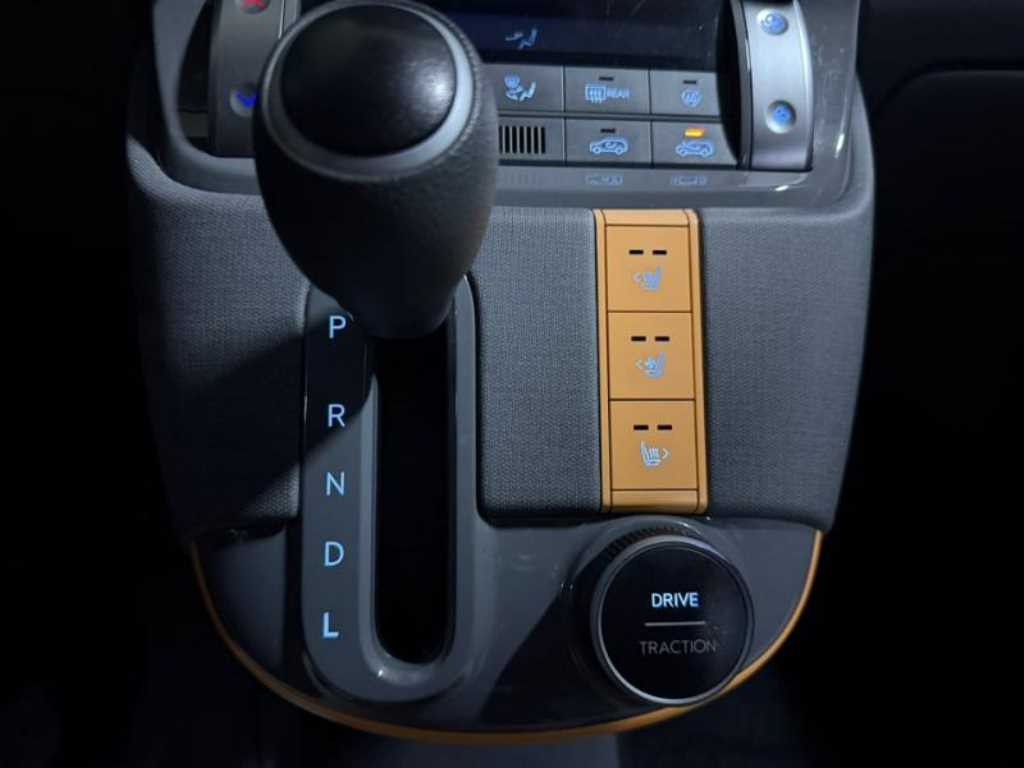 HYUNDAI Casper - Vista 12