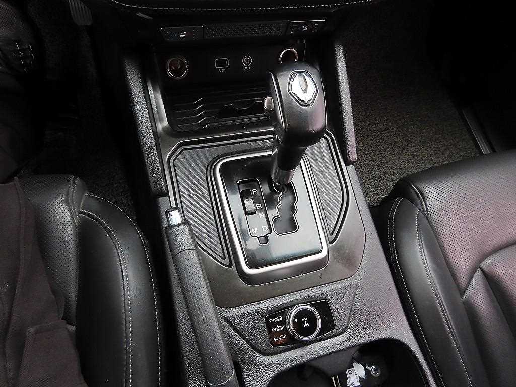 Ssangyong Rexton - Vista 10