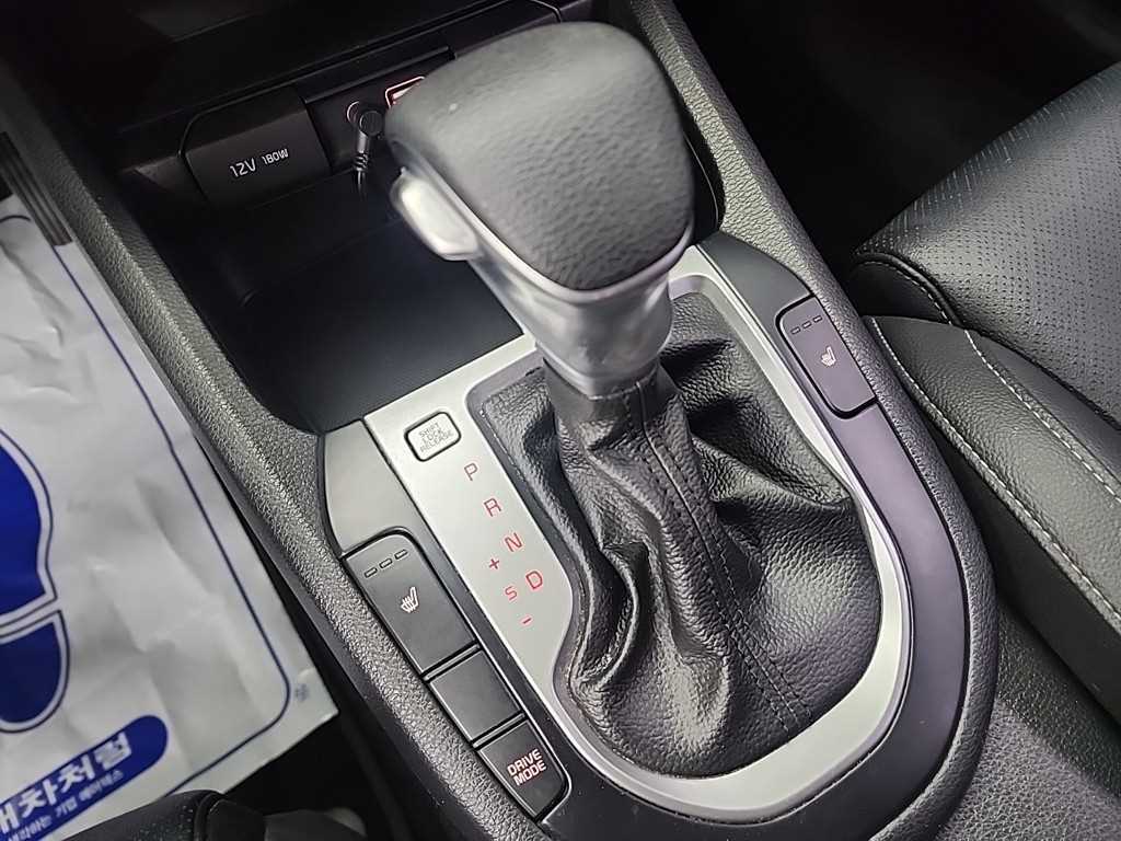 KIA K3 - Vista 8