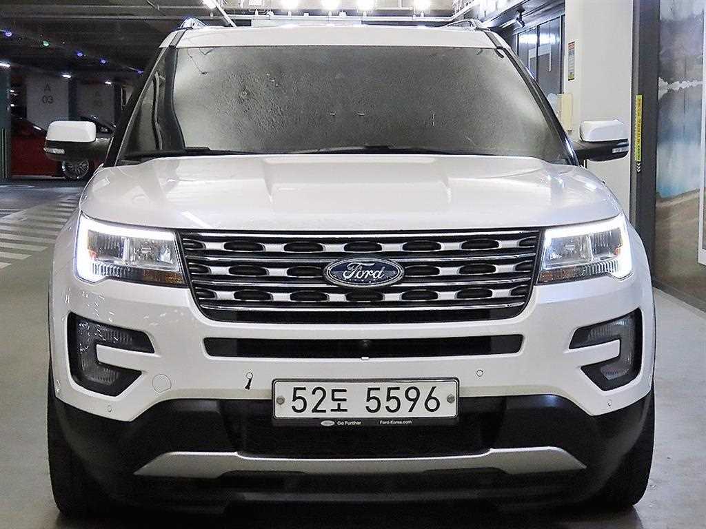 Ford Explorer - Vista 2