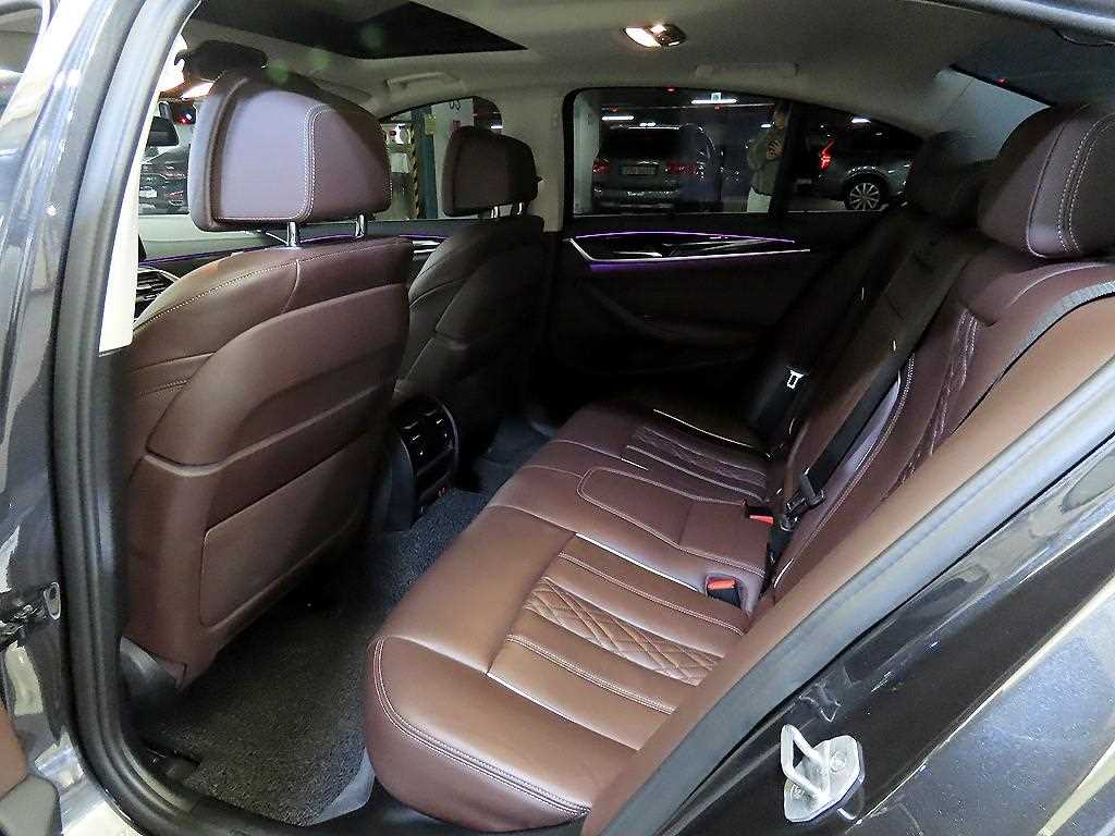 BMW 5 Series - Vista 7