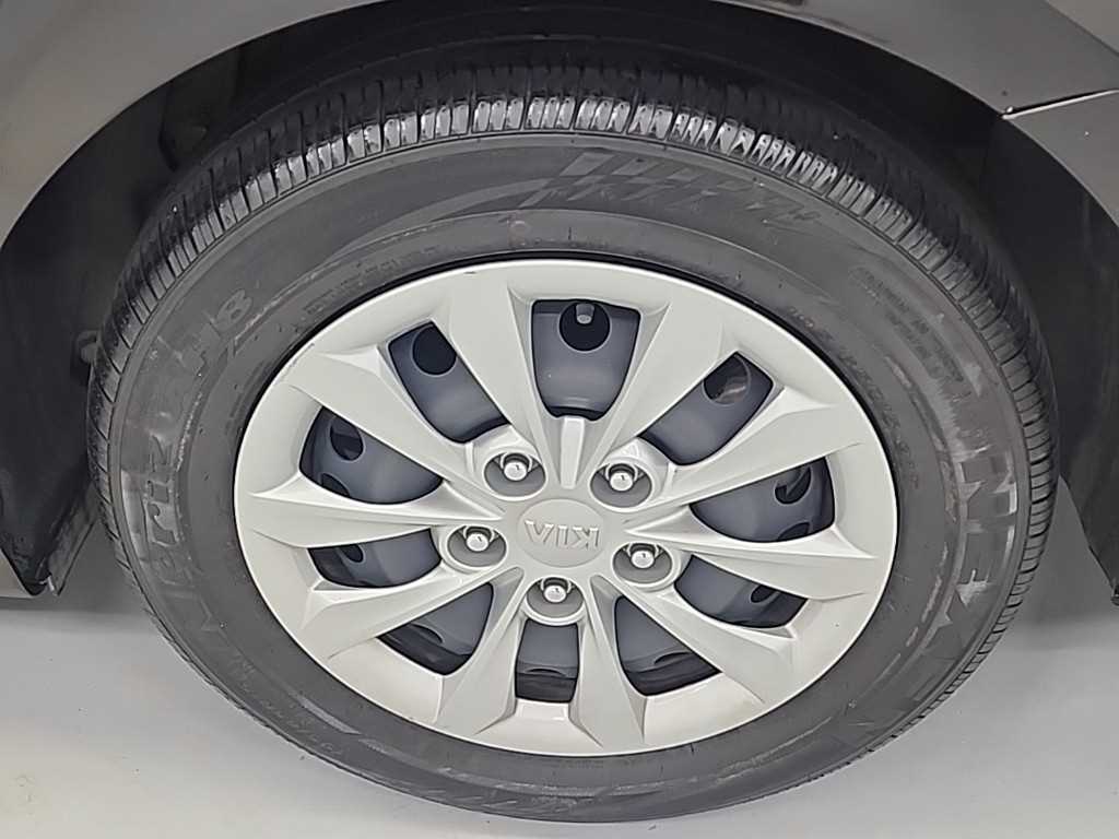 KIA K3 2019 Negro - Importación desde Corea - HF Imports Iquique - Foto 20