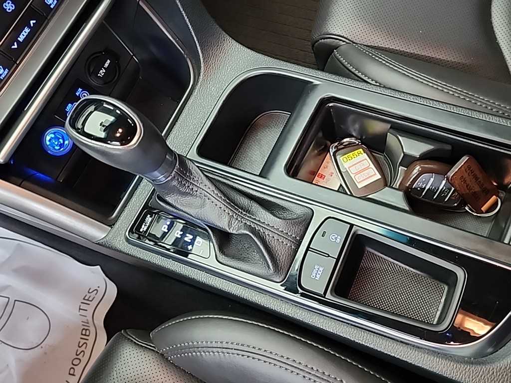 HYUNDAI Sonata - Vista 8