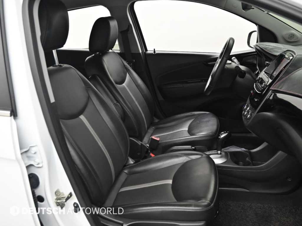 Chevrolet Spark - Vista 10