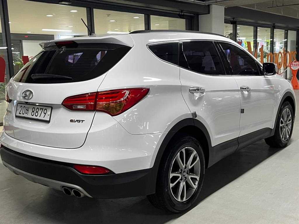 HYUNDAI Santa Fe - Vista 4
