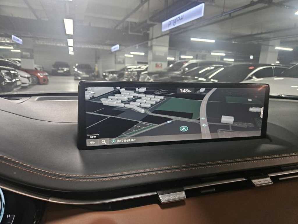 Genesis GV70 - Vista 7