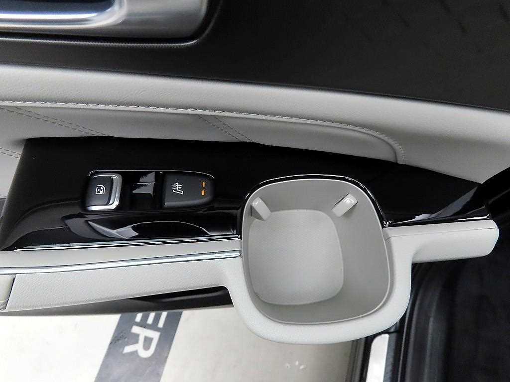 KIA Sorento - Vista 12