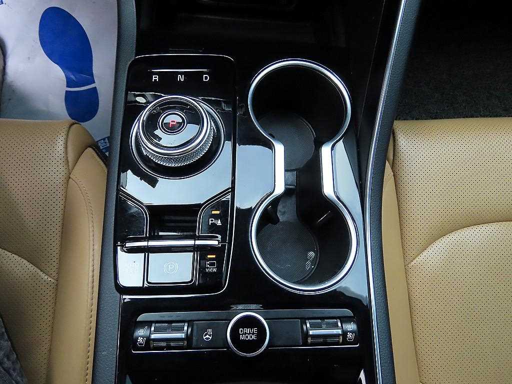 KIA K5 - Vista 11