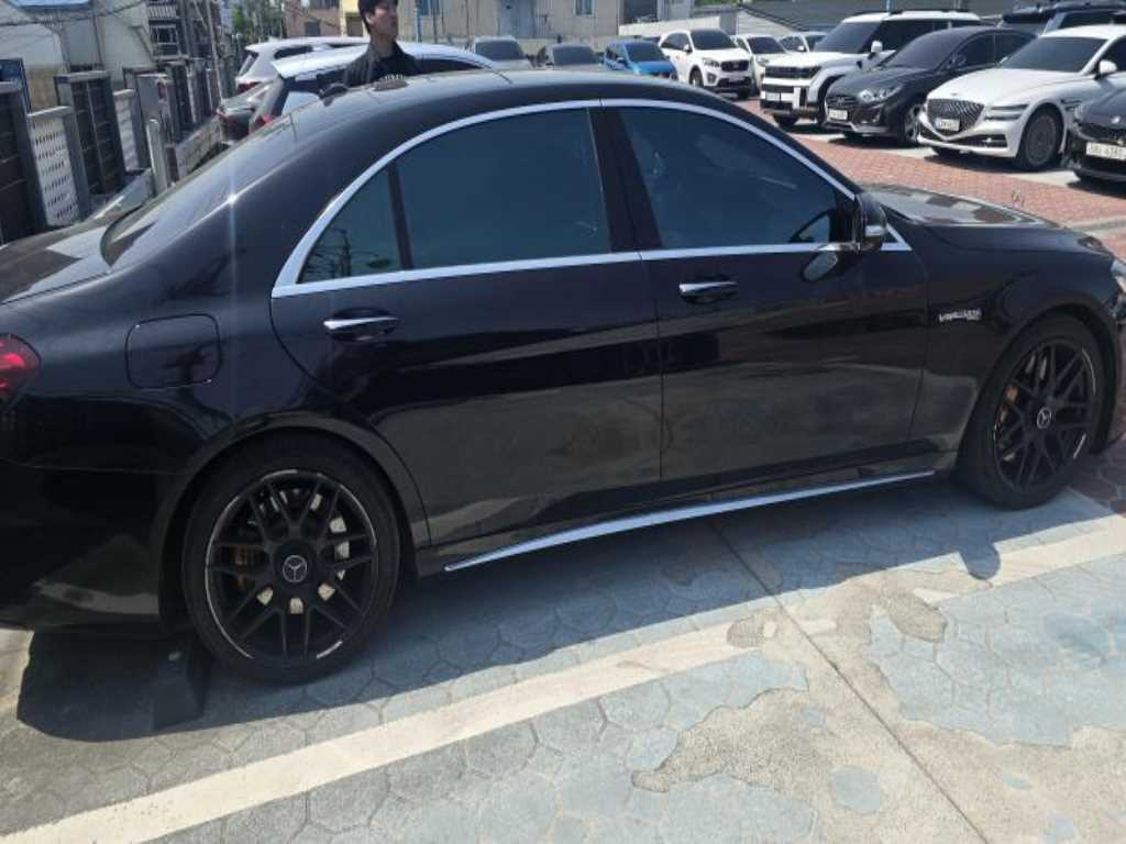 Mercedes Benz S Class - Vista 3